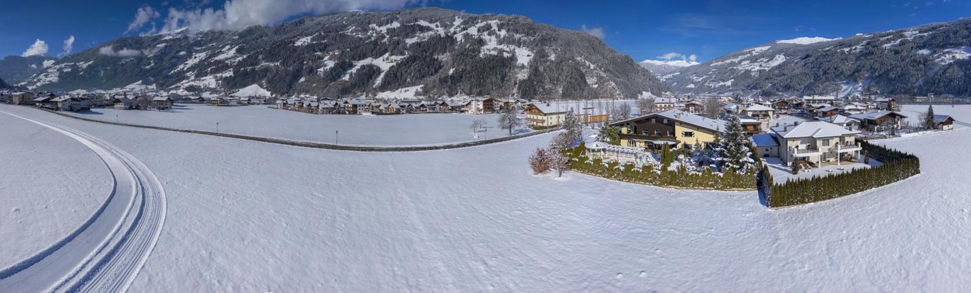 Boutiquehotel Saeumler Zell am Ziller Exterior photo