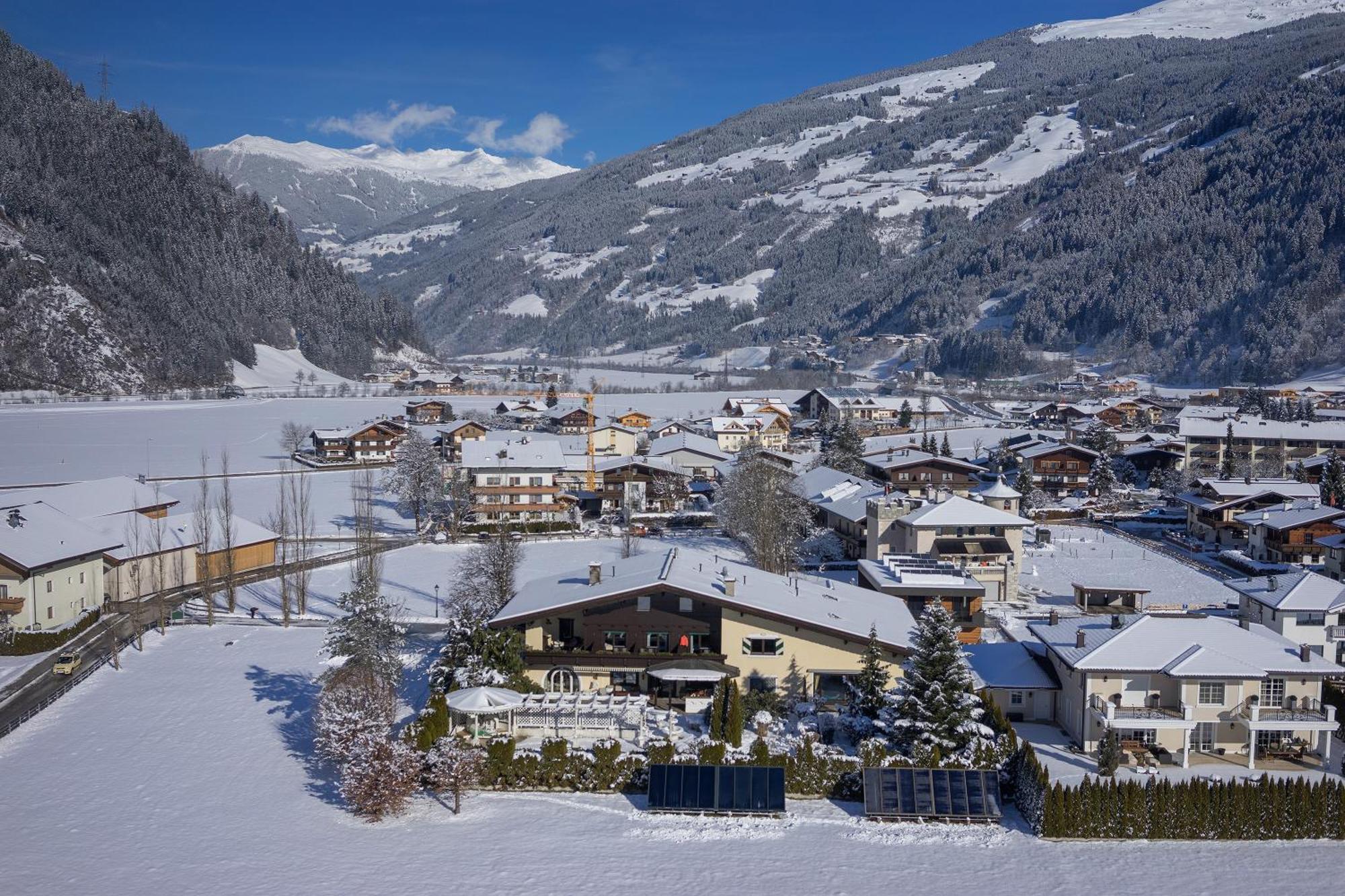 Boutiquehotel Saeumler Zell am Ziller Exterior photo