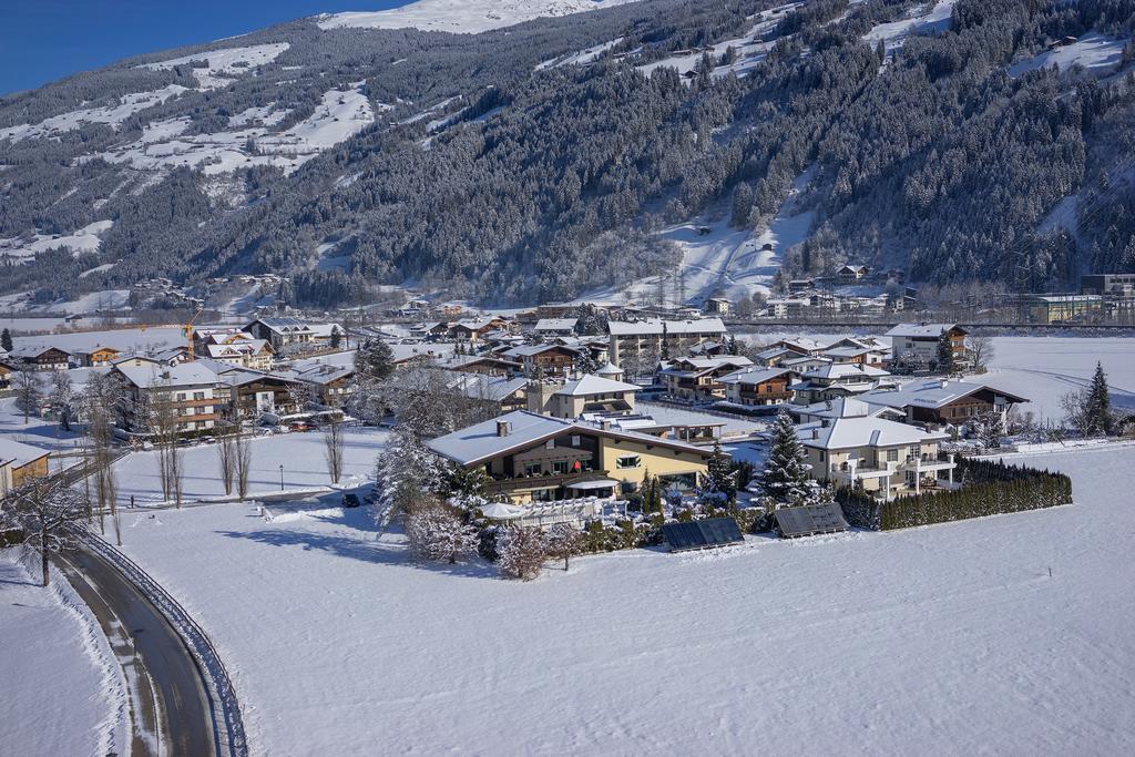 Boutiquehotel Saeumler Zell am Ziller Exterior photo
