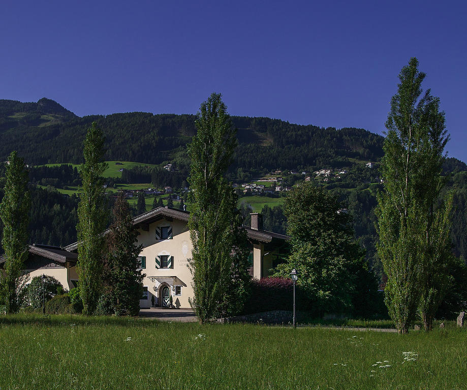 Boutiquehotel Saeumler Zell am Ziller Exterior photo